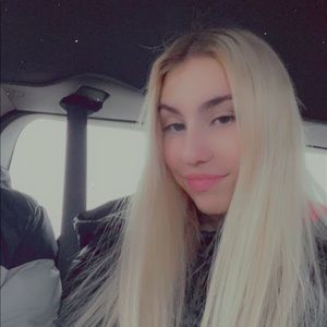 Meet your Posher, Jeanne